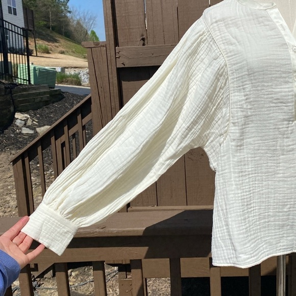 S’EDGE Reeves Top in Frosting size Large - Picture 4 of 10